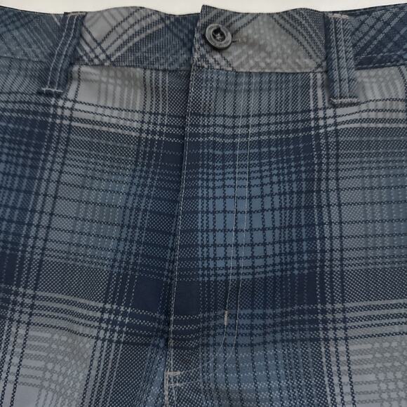 Travis Mathew Shorts Mens Size 38 Plaid Performance Stretch Hybrid Golf Casual - Picture 2 of 11